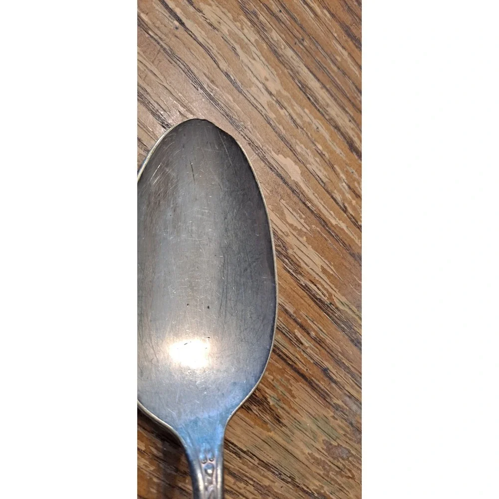 Vintage‎ WM Rogers MFC.CO Original Rogers Antique Spoon